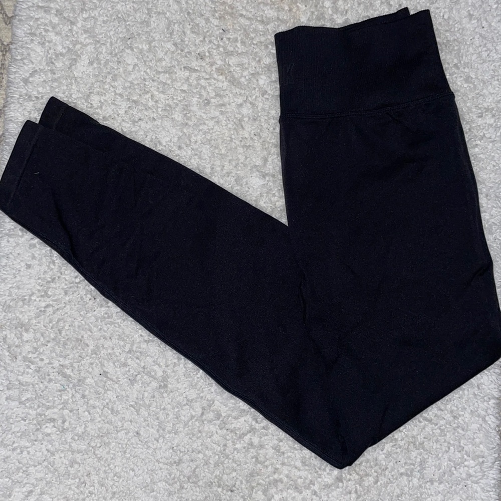 Pink active leggings